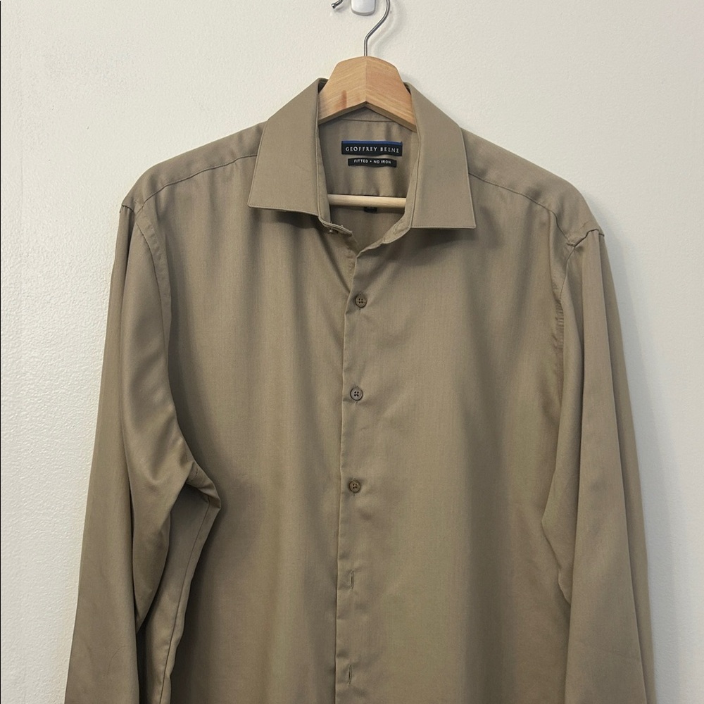 Geoffrey Beene Men's Beige Dress Shirt